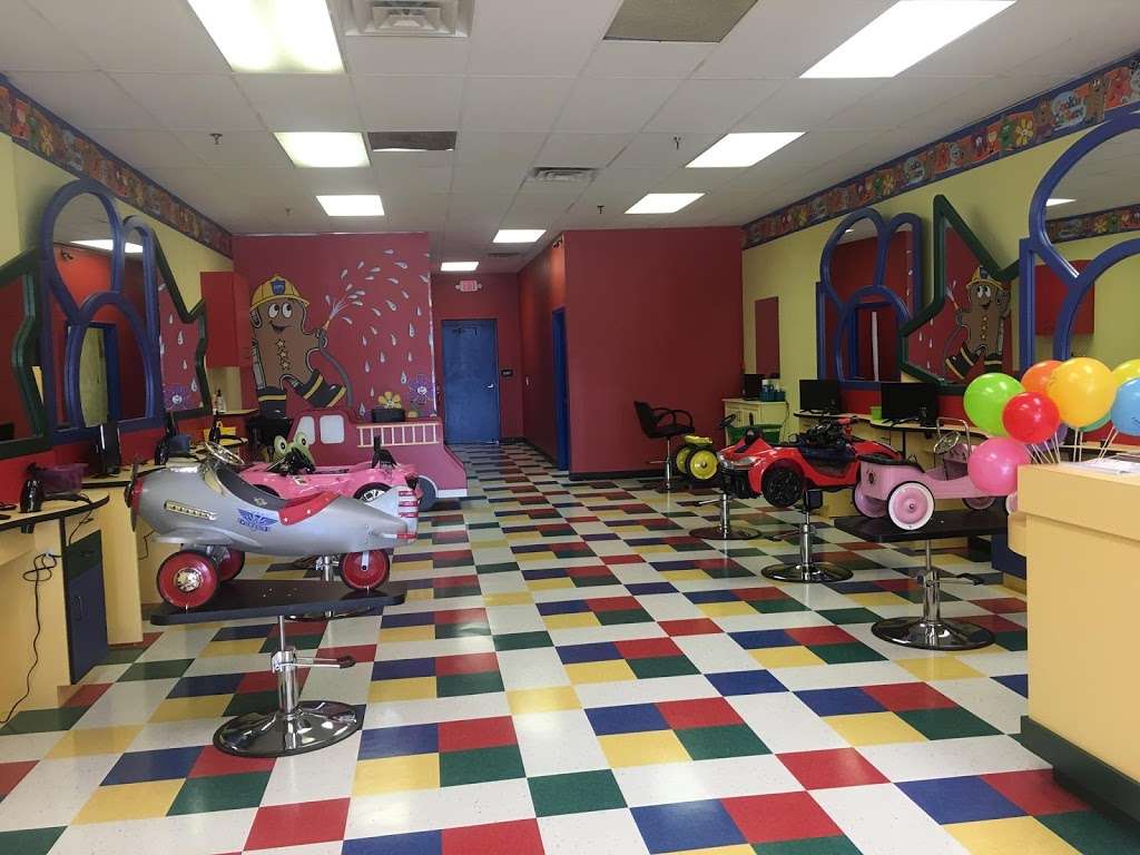 Cookie Cutters Haircuts for Kids | 1516 Paoli Pike, West Chester, PA 19380, USA | Phone: (484) 947-2872