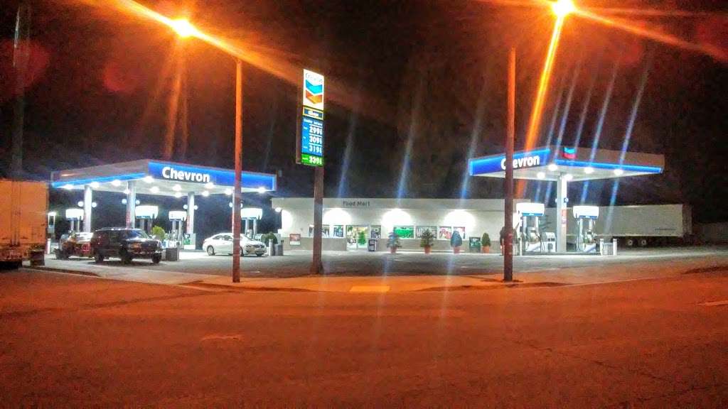 Chevron Gas station | 49761 Gorman Post Rd, Gorman, CA 93243 | Phone: (661) 248-1707