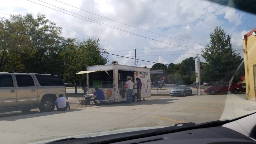 El Taco Feliz (Taco Truck) | 2601 S Saunders St, Raleigh, NC 27603, USA | Phone: (919) 418-8975