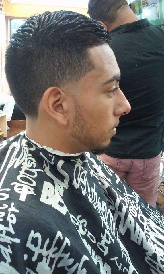 La Zona Barber Shop And Beauty Salon | 6 Broad St, Nashua, NH 03064, USA | Phone: (781) 469-8263