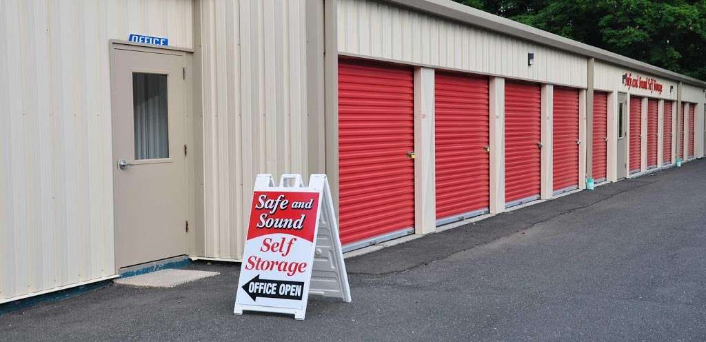 Safe and Sound Self Storage | 18 Great Pasture Rd, Danbury, CT 06810, USA | Phone: (203) 837-7207