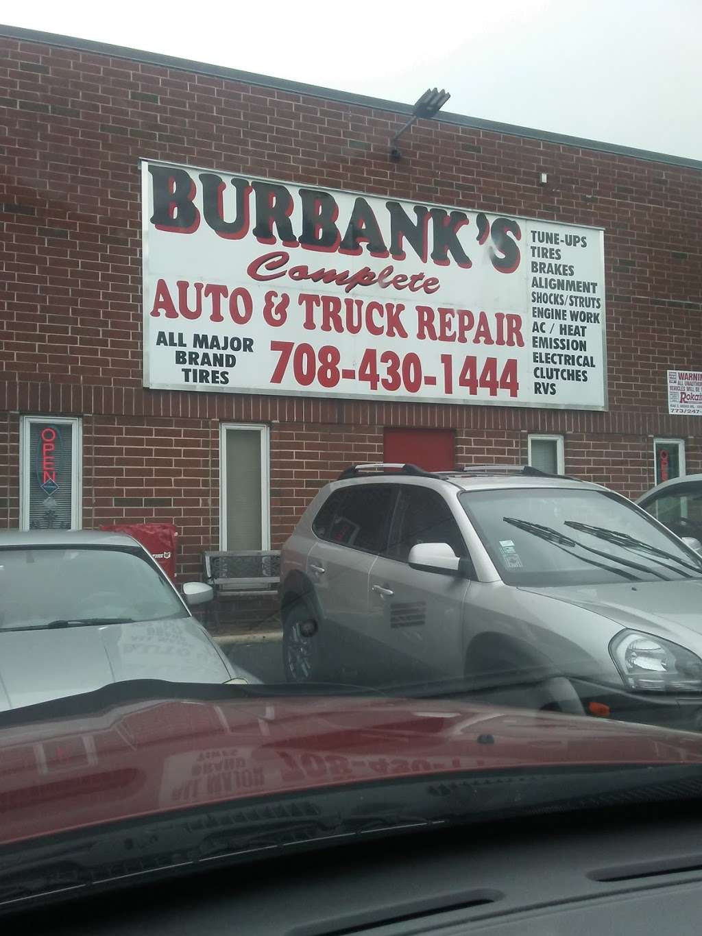 Burbanks Complete Auto-Truck | 8410 S Oketo Ave, Bridgeview, IL 60455 | Phone: (708) 430-1444