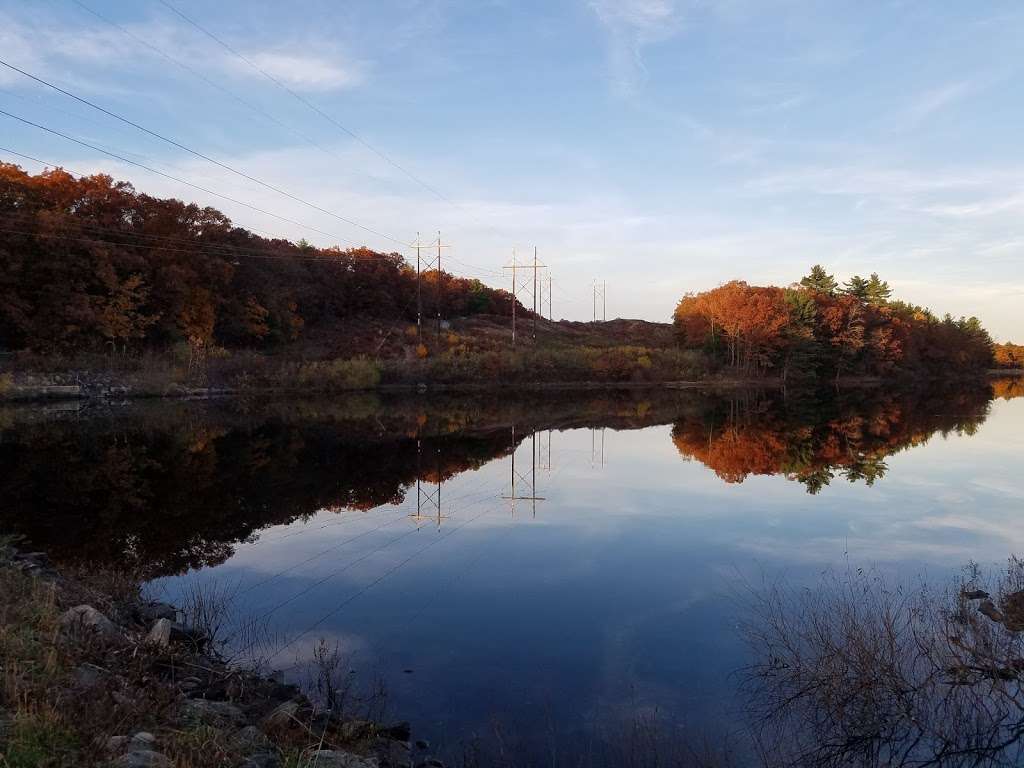 Mill Pond Reservoir & Conservation Area | 70 Winter St, Burlington, MA 01803, USA