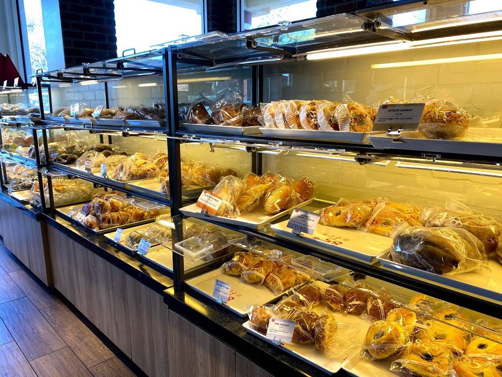 85°C Bakery Cafe - Sacramento | 5591 Sky Pkwy #411, Sacramento, CA 95823, USA | Phone: (916) 399-8585