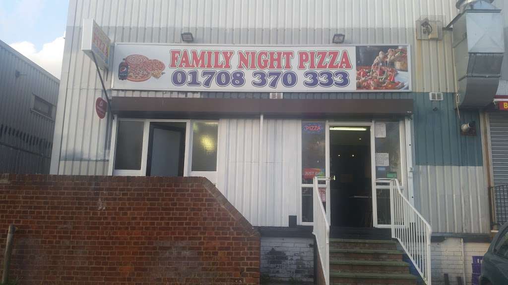 Family Night Pizza | 6, Faringdon Ave, Romford RM3 8TD, UK | Phone: 01708 370333