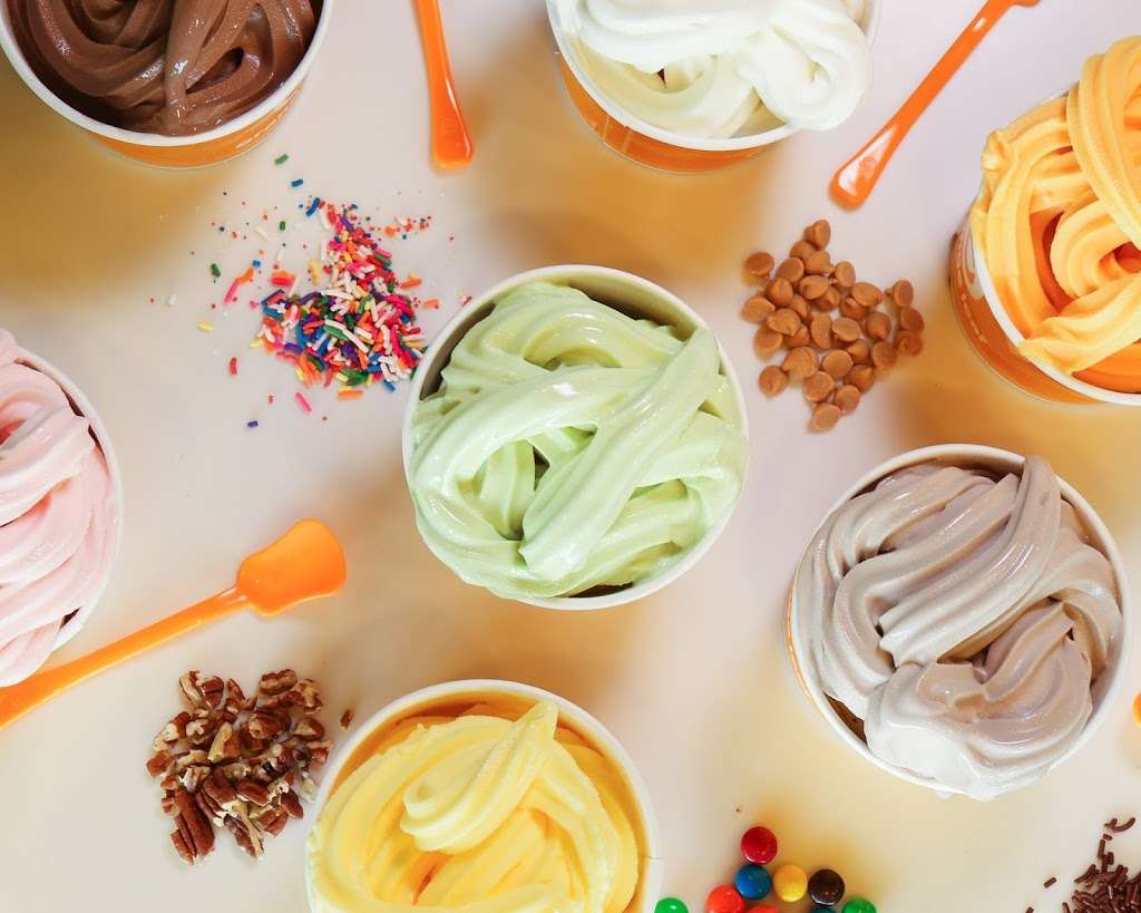 Orange Leaf Frozen Yogurt | 9105 West Sam Houston Pkwy N #700, Houston, TX 77064 | Phone: (832) 604-7292