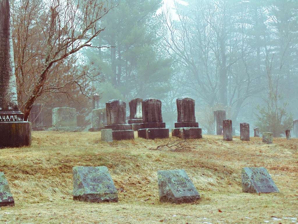 Valley Cemetery | Londonderry, NH 03053, USA