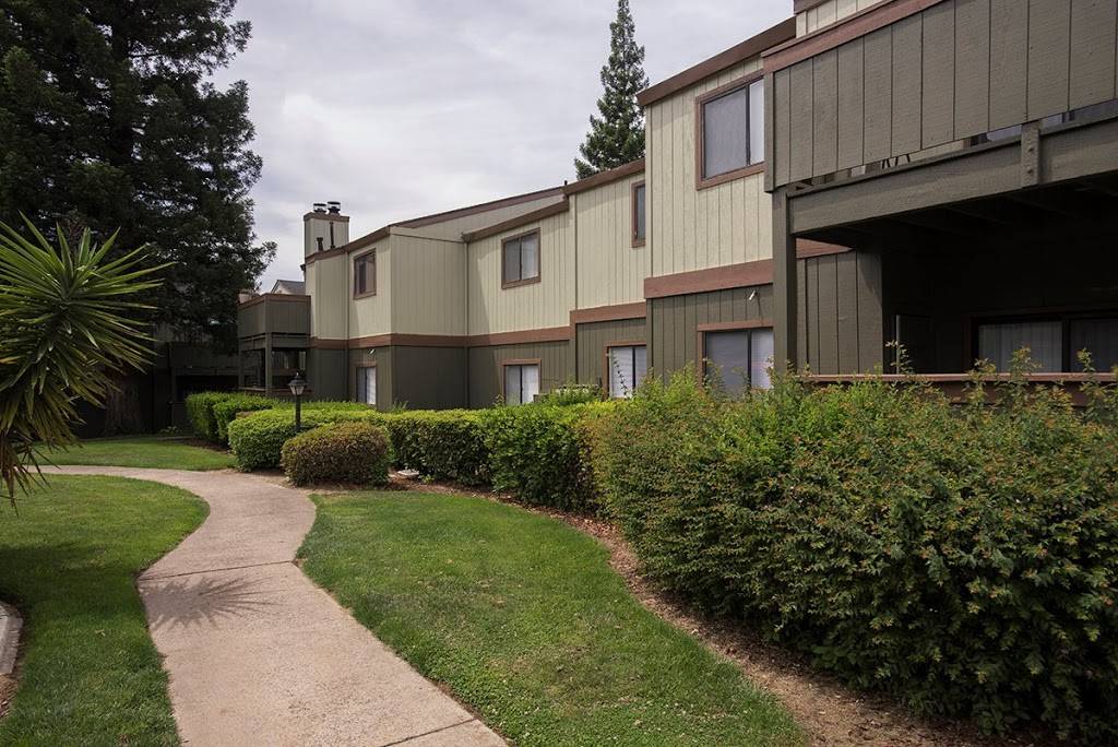 Sierra Glen Apartments | 7321 Auburn Oaks Ct, Citrus Heights, CA 95621, USA | Phone: (844) 522-6140