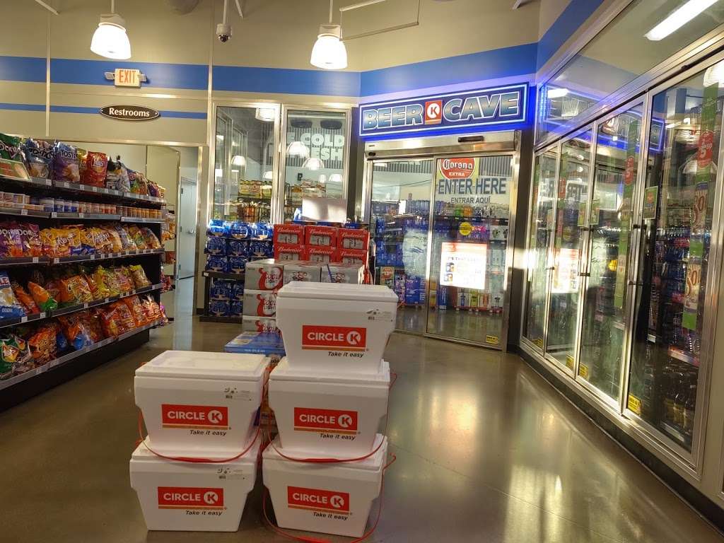 Circle K | 809 N Dobson Rd, Mesa, AZ 85201, USA | Phone: (480) 833-6221