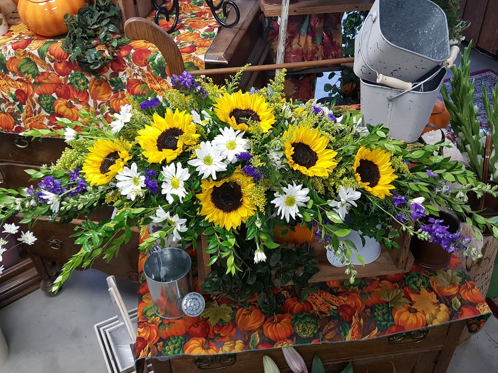 Acacias Country Florist | 14875 Main St #105, Hesperia, CA 92345, USA | Phone: (760) 948-1817