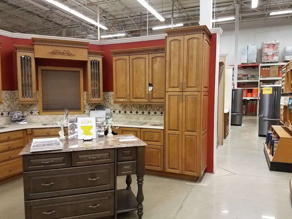 Kitchen Cabinets & Countertops Showroom at The Home Depot | 2000 Peoples Plaza, Newark, DE 19702, USA | Phone: (302) 838-6818