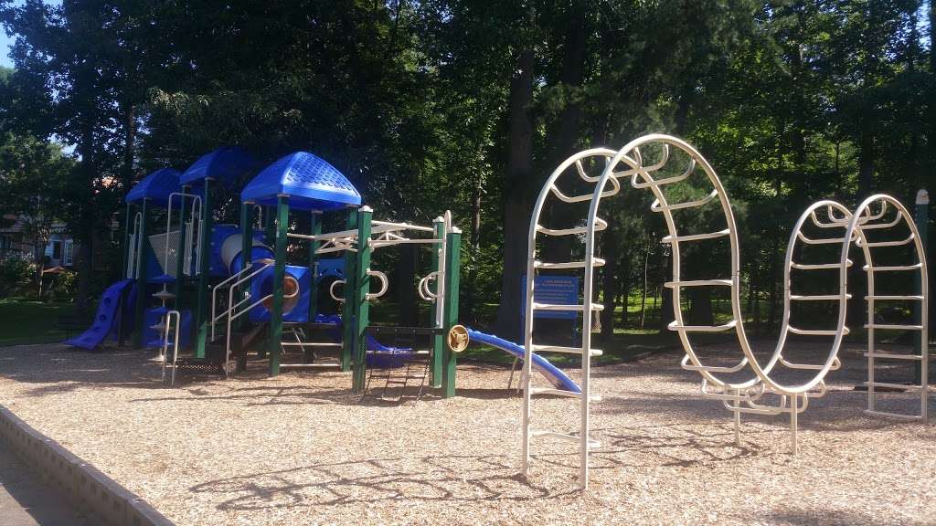 Lake Braddock Playground - Private HOA Property | 5542 Beaconsfield Ct, Burke, VA 22015