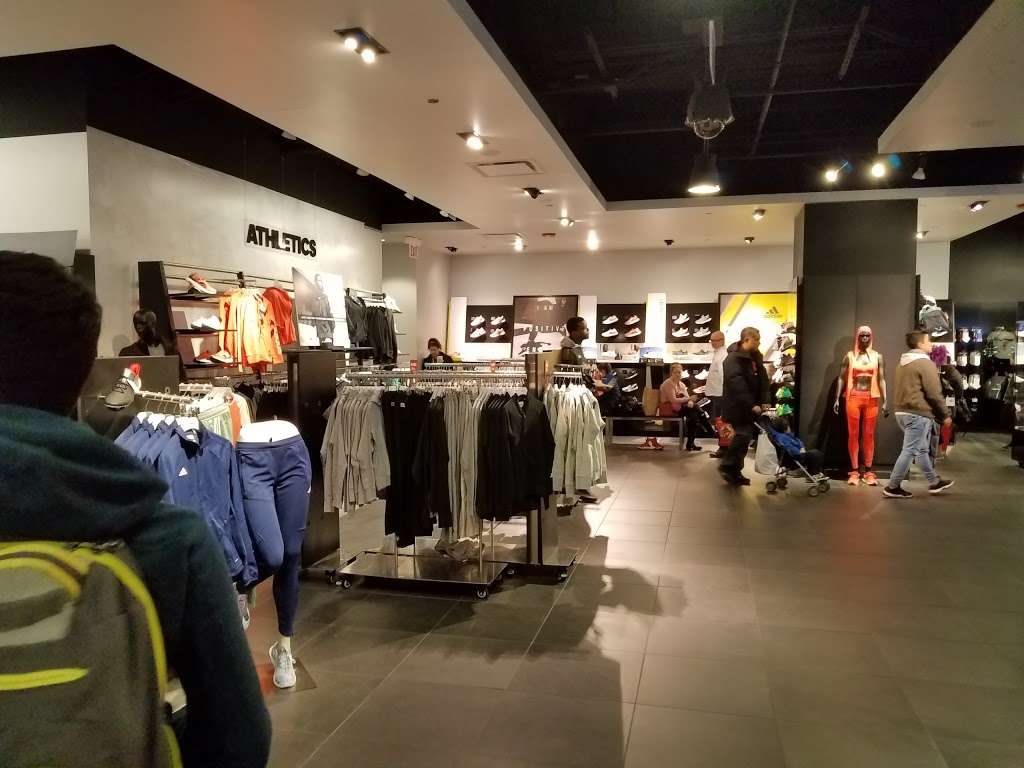 adidas store michigan 