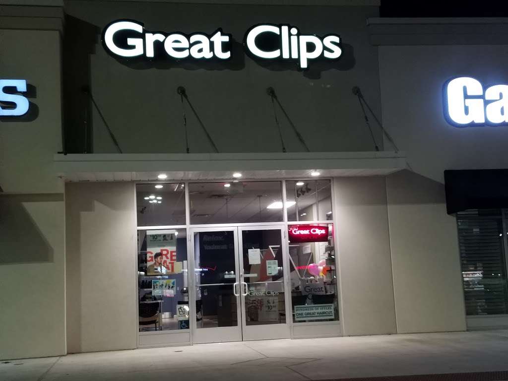 Great Clips | 848 E Main St Ste 500, Ephrata, PA 17522, USA | Phone: (717) 733-3306