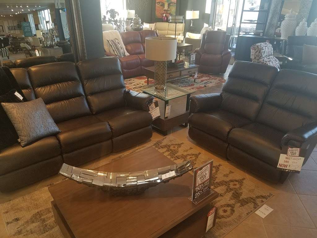 La-Z-Boy Furniture Galleries | 825 E Boughton Rd, Bolingbrook, IL 60440 | Phone: (630) 739-2261