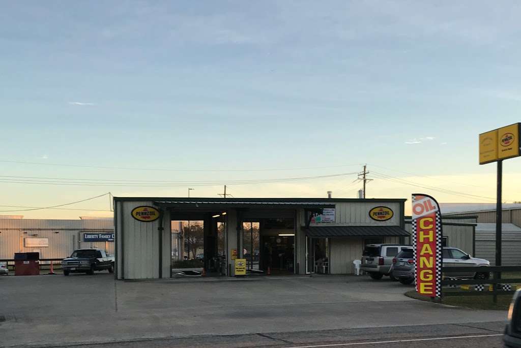 Express Lube of Liberty Auto | 3008 N Main St, Liberty, TX 77575, USA | Phone: (936) 336-1914