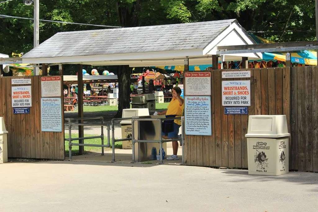 Land of Make Believe - amusement park  | Photo 1 of 10 | Address: 354 Great Meadows Rd, Hope, NJ 07844, USA | Phone: (908) 459-9000