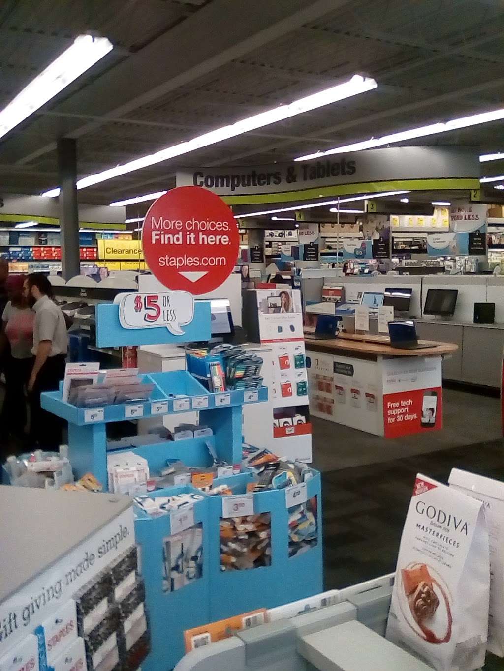 Staples | 701 NJ-440 Space 16, Jersey City, NJ 07304 | Phone: (201) 536-1890