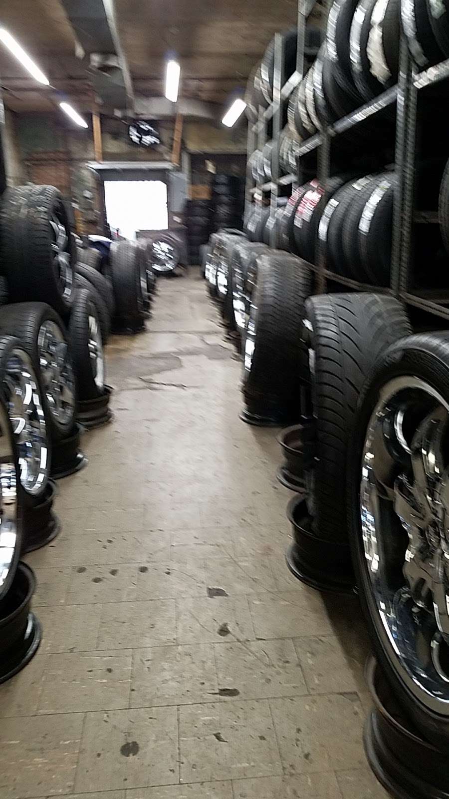 Garcias Tire Shop >> Tenorio Tire Shop - Car repair | 2548 W 63rd St, Chicago ... Garcias Tire Shop >> Tenorio Tire Shop - Car repair | 2548 W 63rd St, Chicago ...