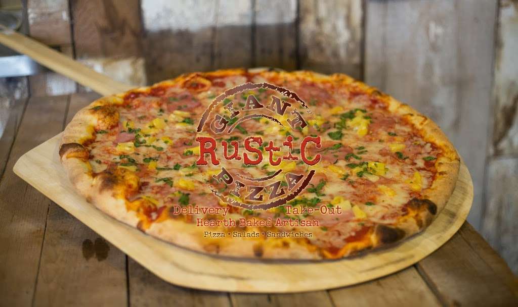 Giant Rustic Pizza | 3945 E Camelback Rd, Phoenix, AZ 85018, USA | Phone: (602) 422-9300