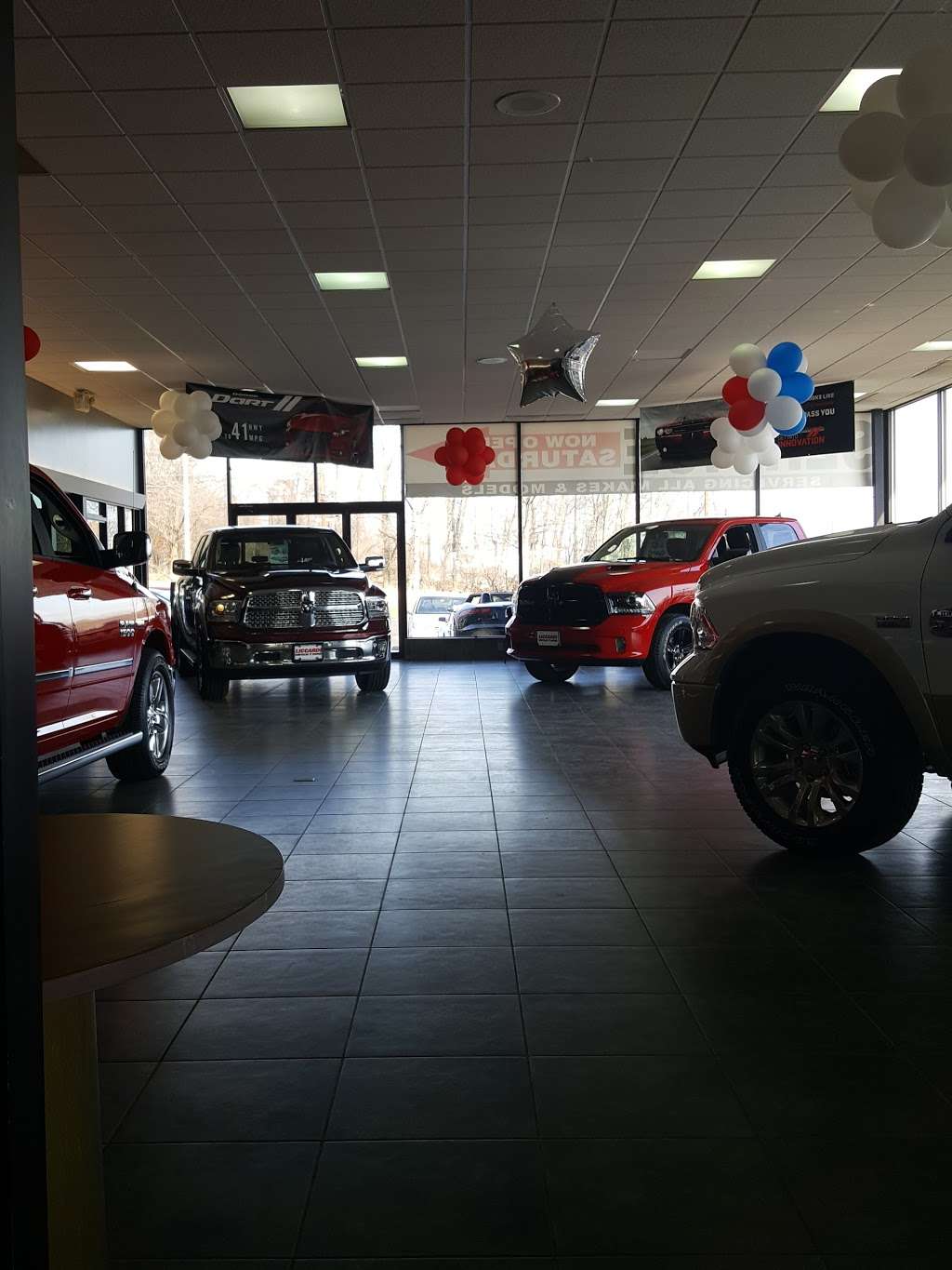 Liccardi Chrysler Dodge RAM | 130 US-22, Green Brook Township, NJ 08812, USA | Phone: (732) 752-7373