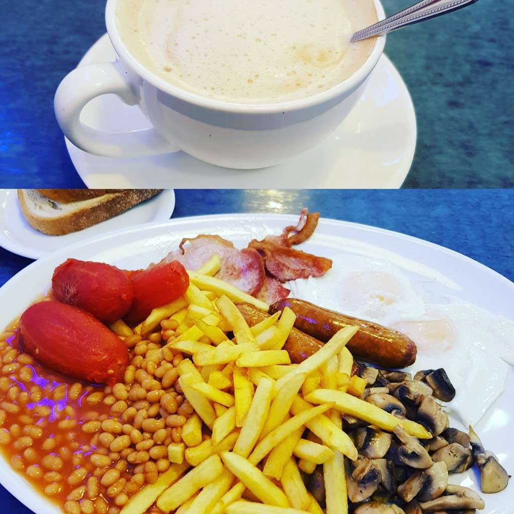 Silver Spoon Cafe | 2A Tattenham Cres, Epsom KT18 5QG, UK