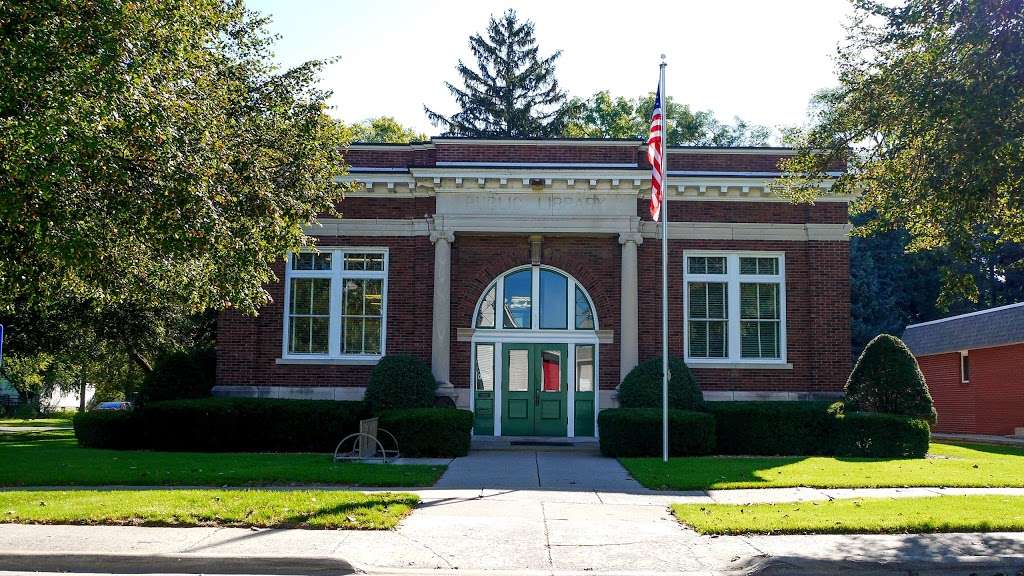 Momence Public Library | 126 N Locust St, Momence, IL 60954, USA | Phone: (815) 472-2581