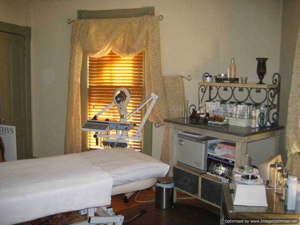 Spirit Spa of Oldwick | 3 James St, Oldwick, NJ 08858, USA | Phone: (908) 439-2889