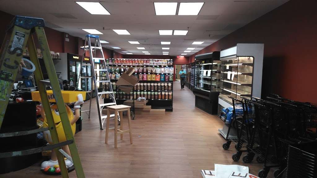 Corner Market & Pharmacy | 1119 Nelson St, Rockville, MD 20850 | Phone: (301) 690-8340