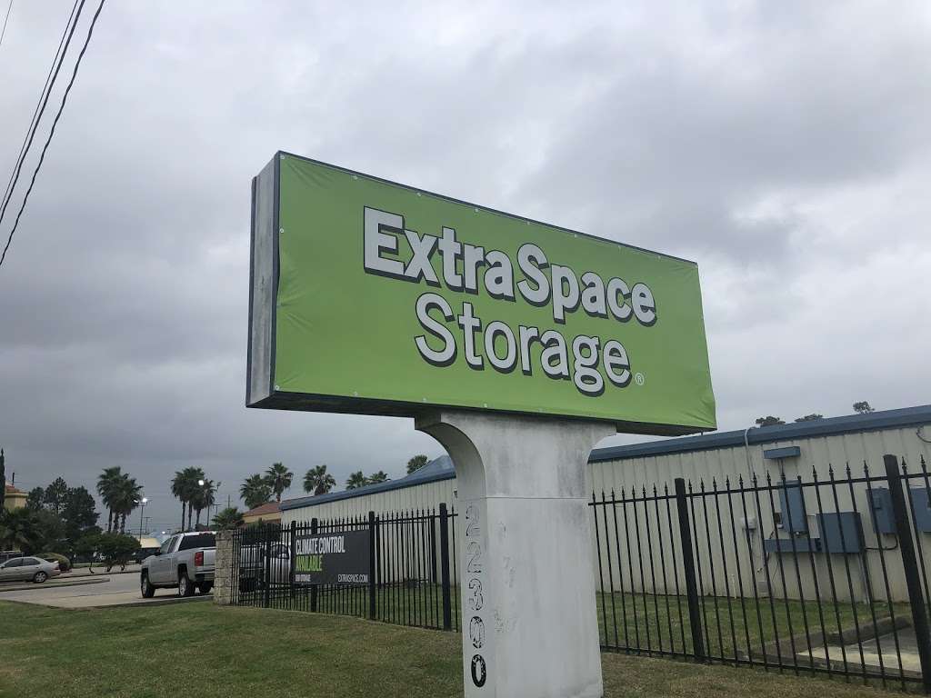 Extra Space Storage | 22300 TX-249, Houston, TX 77070, USA | Phone: (281) 251-3300