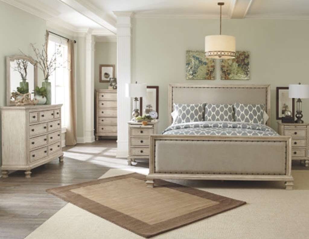 Furniture/Muebleria Casa Mayor | 371 Wilkerson Ave # I, Perris, CA 92570, USA | Phone: (951) 943-0544