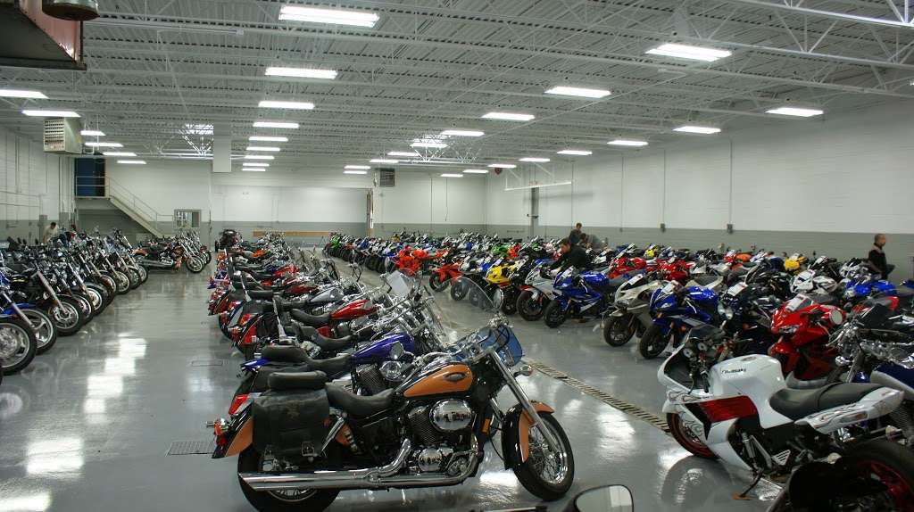 iMotorsports Inc | 334 W Grand Ave, Elmhurst, IL 60126, USA | Phone: (630) 529-5200