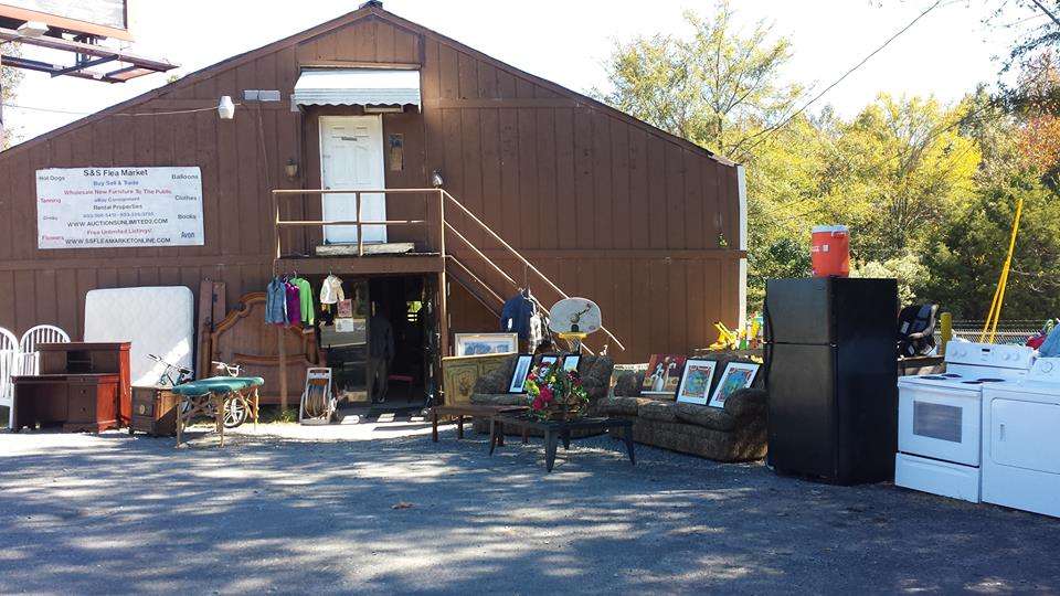 S&S Flea Market | 251 Albright Rd, Rock Hill, SC 29730, USA | Phone: (803) 366-5412