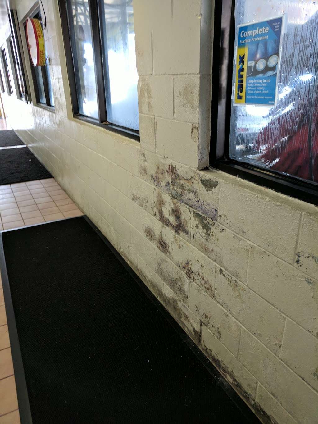 Rainbow Car Wash in 1802 Walton Rd, Edgewood, MD 21040, USA