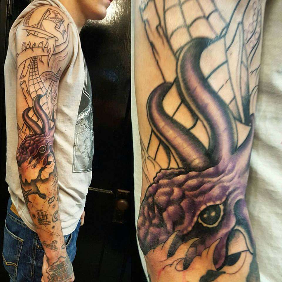 Abaddon Studio Tattooing & Piercings | 43 S Tulpehocken St, Pine Grove, PA 17963, USA | Phone: (570) 345-3511