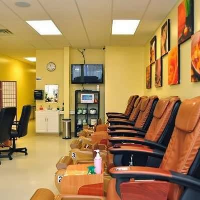 Mimi Luxury Nails-Spa | 115 S Black Horse Pike E, Bellmawr, NJ 08031, USA | Phone: (856) 933-0897