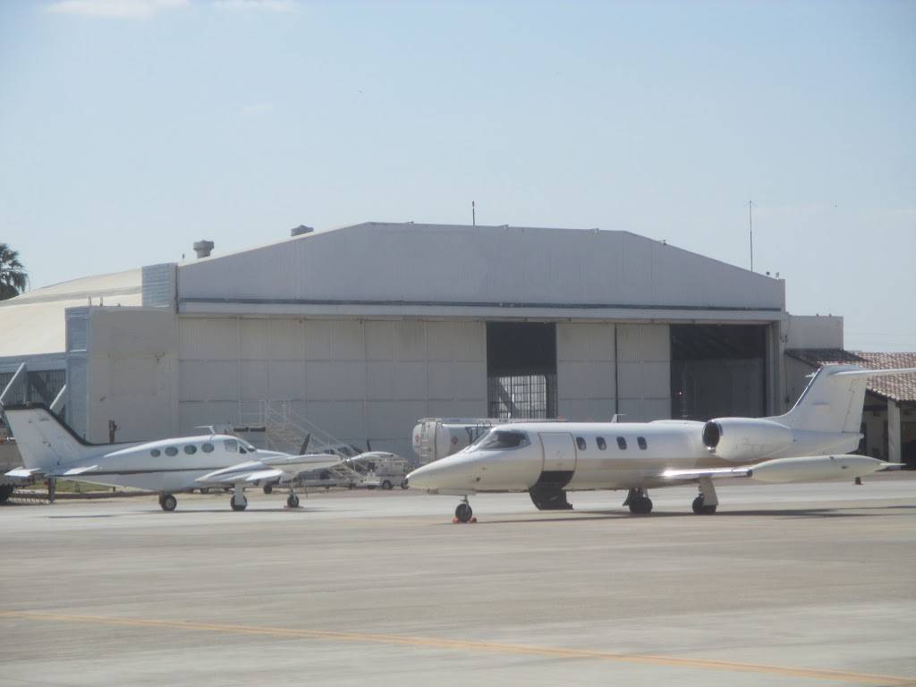 Signature Flight Support LRD - Laredo International Airport | 4805 Maher Ave, Laredo, TX 78041, USA | Phone: (956) 723-2031