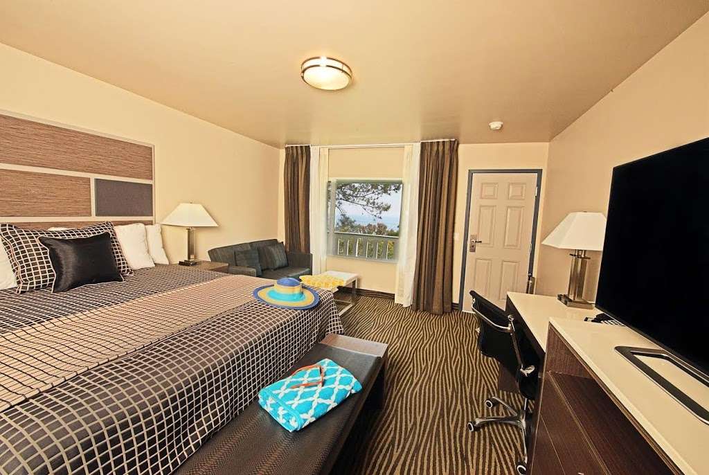 Crescent Bay Inn Laguna Beach | 1435 N Coast Hwy, Laguna Beach, CA 92651, USA | Phone: (949) 494-2508