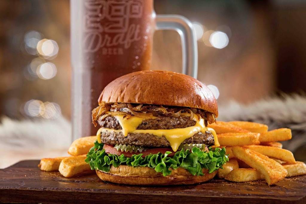 Twin Peaks Restaurant | 6500 SW 3rd St, Oklahoma City, OK 73128, USA | Phone: (405) 384-5791