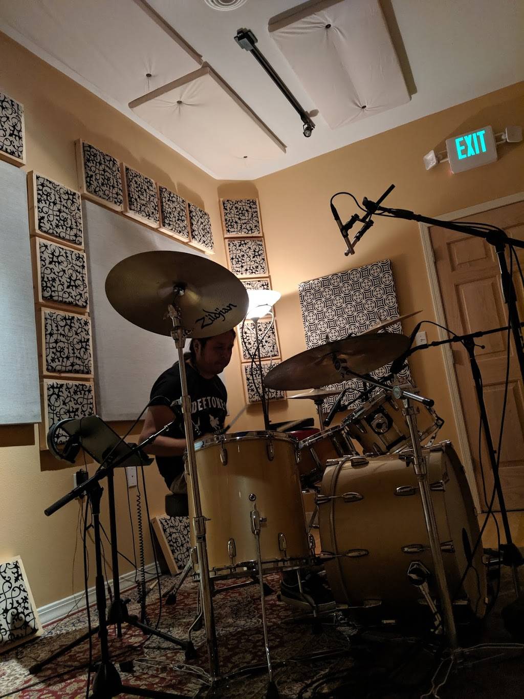 Elephonic Recording Studios | 5620 Venice Ave NE, Albuquerque, NM 87113, USA | Phone: (505) 797-1333