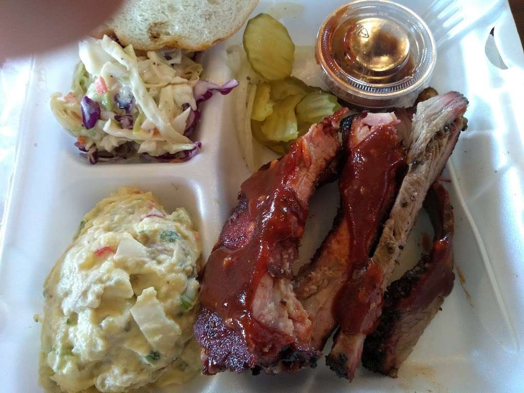 Pure Country Smokin Barbecue | 17950 Pleasanton Rd, San Antonio, TX 78221, USA | Phone: (210) 204-9920