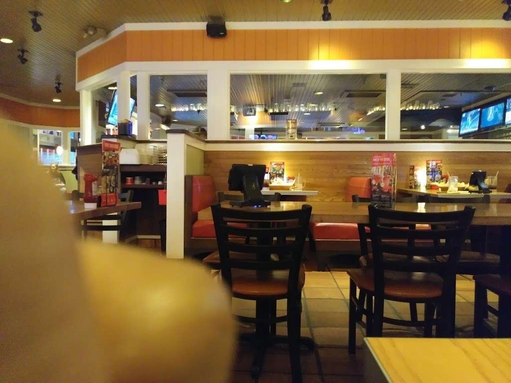 Chilis Grill & Bar | 4252 Camino Del Rio N, San Diego, CA 92108, USA | Phone: (619) 280-7996