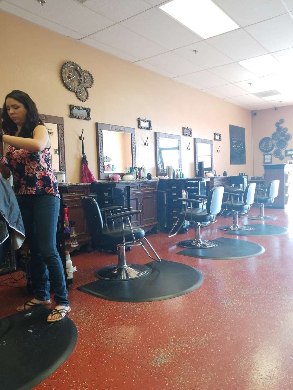 Eclipz Hair Salon | 12717 Main St, Hesperia, CA 92345, USA | Phone: (760) 956-2700