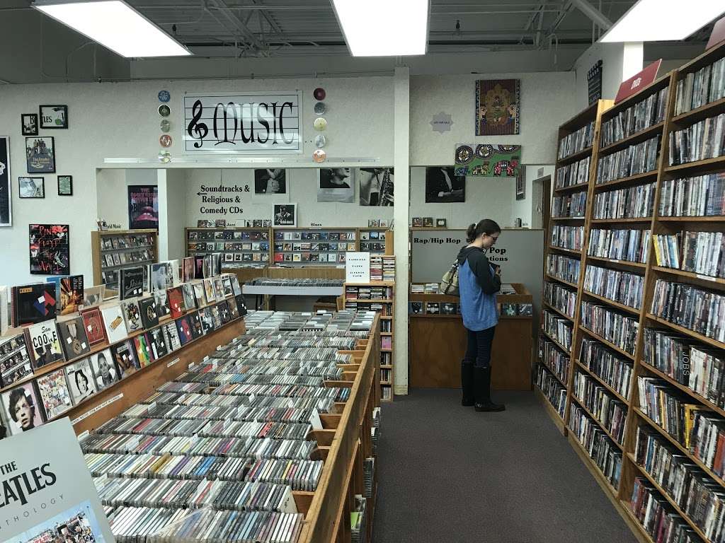 Frugal Muse Books, Music and Video | 7511 Lemont Rd, Darien, IL 60561, USA | Phone: (630) 427-1140