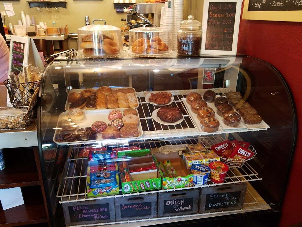 Perkin Up Coffee House | 33326 Santiago Rd, Acton, CA 93510 | Phone: (661) 269-0600