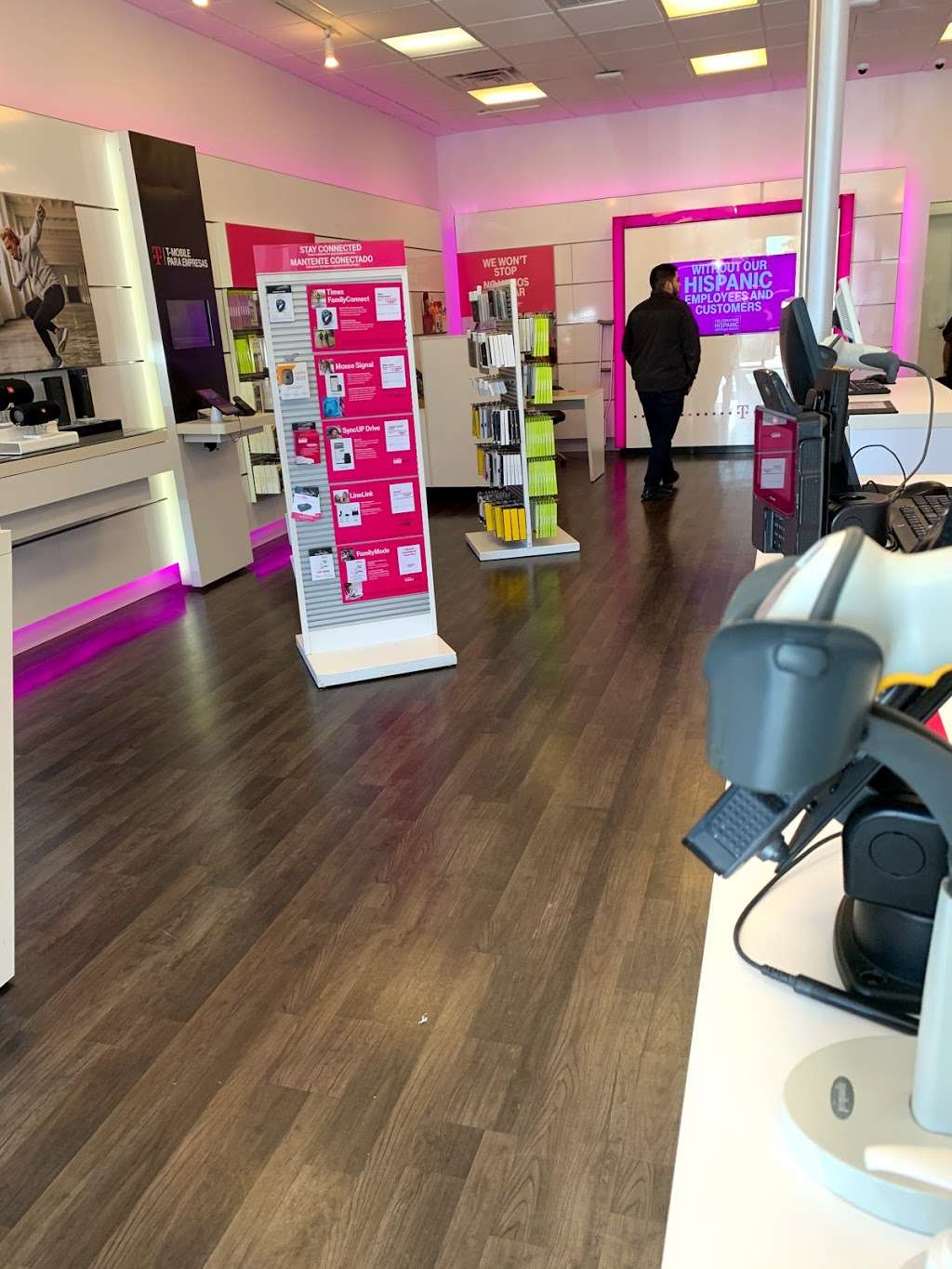 T-Mobile | 12209 Lake June Rd, Balch Springs, TX 75180, USA | Phone: (972) 288-2148