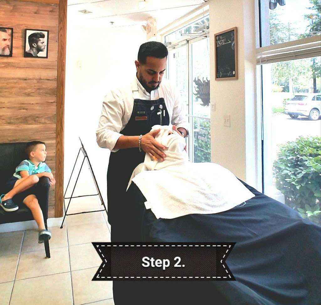 Waterford Lakes Master Barber | 448 S Alafaya Trail #13B, Orlando, FL 32828, USA | Phone: (407) 800-5118