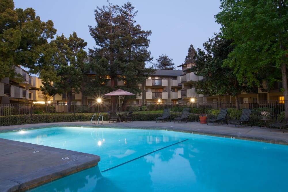 Carrington Apartments | 4875 Mowry Ave, Fremont, CA 94538, USA | Phone: (510) 556-5223