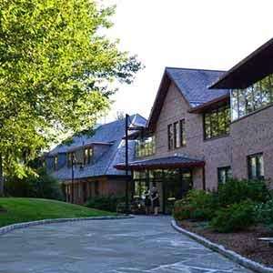 The Windward School Westchester Lower School | 13 Windward Ave, White Plains, NY 10605, USA | Phone: (914) 949-6968