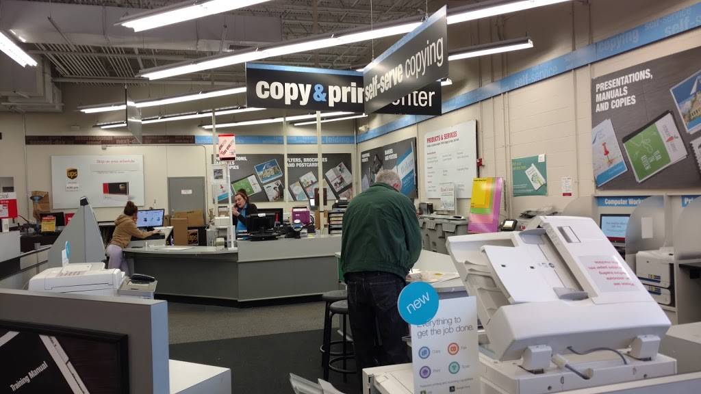 Staples | 8465 Colerain Ave, Cincinnati, OH 45239, USA | Phone: (513) 923-3124